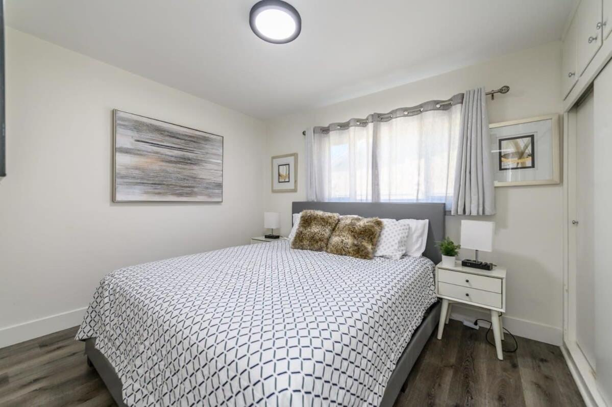 Spacious Disneyland 5 Bedroom 4 Bath House With Game Room Anaheim Exteriör bild