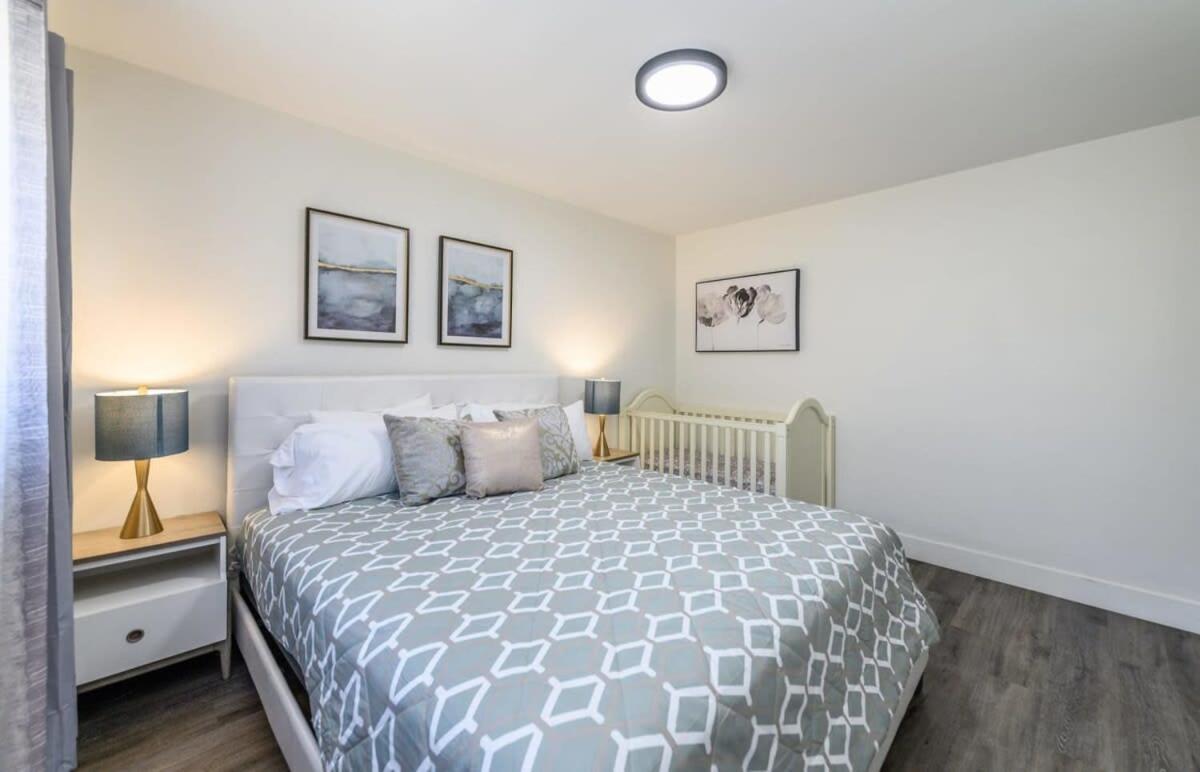 Spacious Disneyland 5 Bedroom 4 Bath House With Game Room Anaheim Exteriör bild