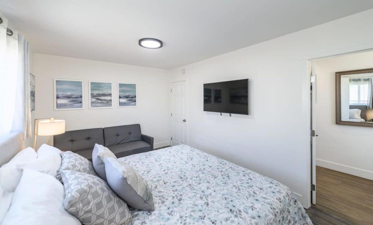 Spacious Disneyland 5 Bedroom 4 Bath House With Game Room Anaheim Exteriör bild