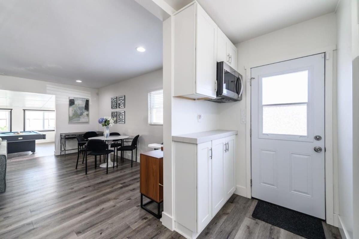 Spacious Disneyland 5 Bedroom 4 Bath House With Game Room Anaheim Exteriör bild