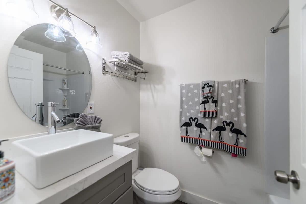 Spacious Disneyland 5 Bedroom 4 Bath House With Game Room Anaheim Exteriör bild