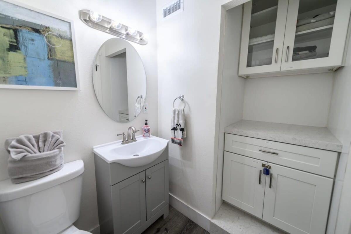 Spacious Disneyland 5 Bedroom 4 Bath House With Game Room Anaheim Exteriör bild